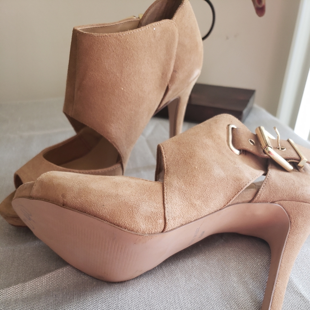 Nine West